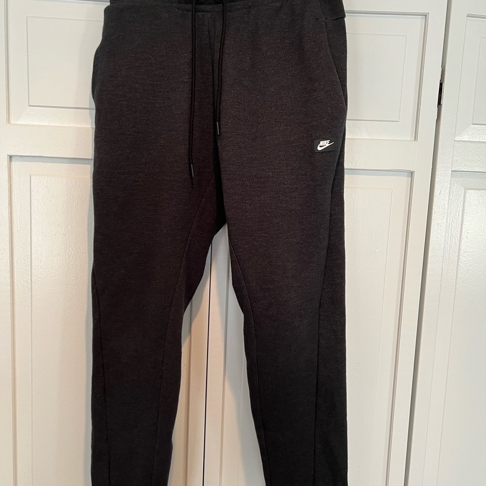 Men’s Nike Joggers Size Medium Black